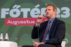 Új alapokra helyezné a magyarságpolitikát a magyar kormány