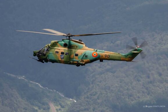 Ismét drónt érzékeltek a határ közelében, román katonai helikoptert is bevetettek