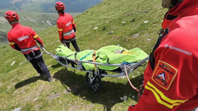 Ötéves gyermeket mentettek meg a Radnai-havasokban