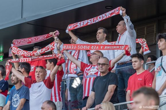 Felháborítónak tartja Antal Árpád a Dinamo-szurkolók magyarellenességét