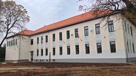 Költözés és korszerű gépek az Apor Péter Szaklíceumban – Folytatódik az iskola felújítása