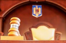 Grindeanunak adtak igazat: alkotmányellenes a megbuktatott kormány rendelete