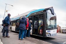 Ismét bővül a sepsiszentgyörgyi tömegközlekedés – Új utcákba jutnak el a buszok