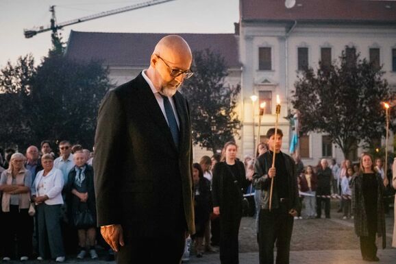 Tisztelet az aradi tizenháromnak – A vértanúk bátorsága nemzedékeknek adott erőt