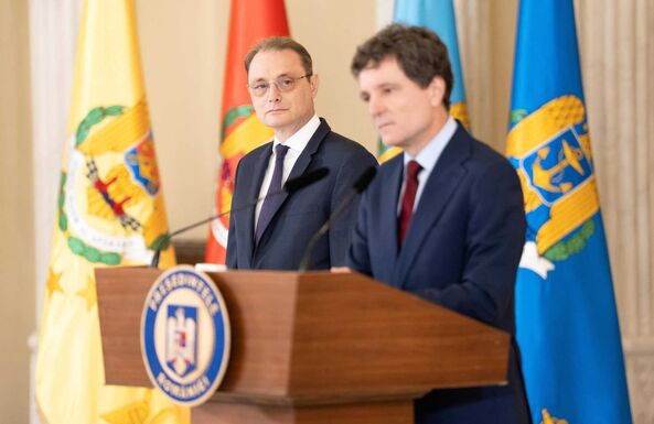 Ha Luca Niculescu meggyőzi a PSD-t, jó eséllyel búcsút intünk a politikai válságnak 