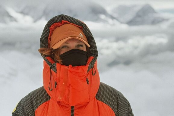 „Már a kapujában vagyunk” – Napokon belül elindulhat Sántha Xénia a Dhaulagiri csúcsára