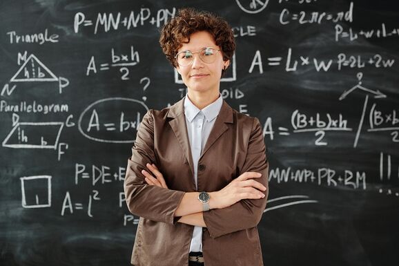 Kiürülnek a katedrák? – Lassan nem lesz, aki matematikát, fizikát és kémiát tanítson a iskolákban