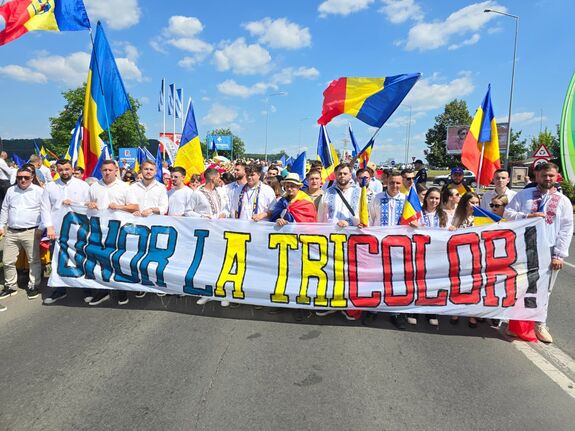 Az AUR az AfD sikereire hivatkozva próbálhat kitörni a politikai karanténból  