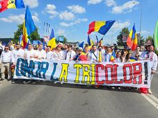 Az AUR az AfD sikereire hivatkozva próbálhat kitörni a politikai karanténból  