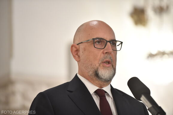 Kelemen Hunor: „próbálkozzatok valami mással, kicsit több fantáziával!”