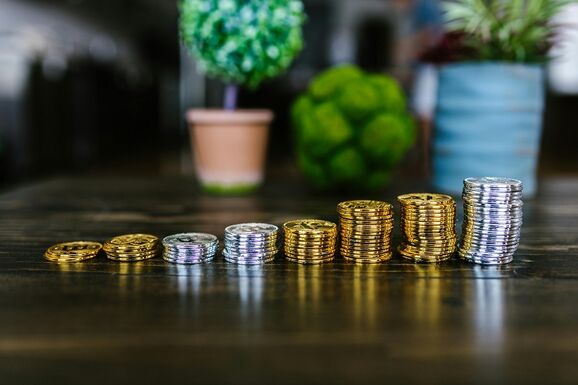Jön az amerikai mintájú nyugdíj-megtakarítás – Tőzsdei befektetéssel gyűjthetünk öregkorunkra