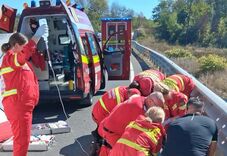 A szalagkorlátnak csapódott és szörnyethalt egy 23 éves motorkerékpáros