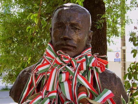Szoborügy: szakértői vizsgálatot sürgetnek – Nyírő József is célkeresztbe került (VIDEÓ)
