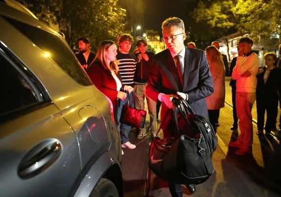 Őrizetbe vették az Orbán-kormány egykori miniszterét (VIDEÓ)