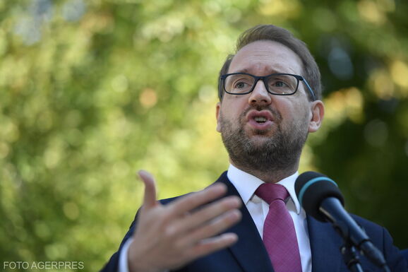 Fritz: az USR előrehozott választásokat kér
