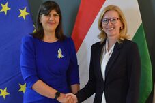 Laura Codruţa Kövesi Budapesten tárgyalt 