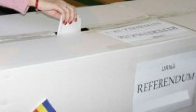 Referendum: 9 százalékos jelenlét 10 órakor