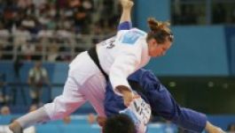 Megvédené címét Alina Dumitru