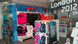 Drága mulatság Londonban szurkolni romániai fizetésből