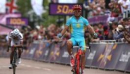 Vinokurov nyerte a kerékpáros mezőnyversenyt