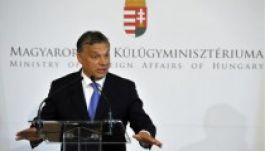 Orbán a nagyköveteknek: az elindult úton folytatjuk 
