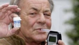 Becsaphatja az alkoholszondát egy tabletta