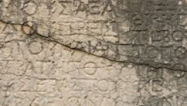 Átoktábla a brit szigetek első írásos emlékei között