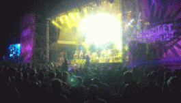 Félsziget: ezrek csápoltak a Republic dalaira