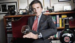 Egy magyar legenda: Zwack Péter, az unicum!