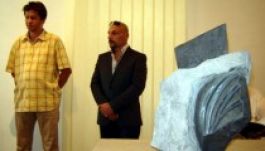 Hangok a vásznon és a kőből áradó költészet