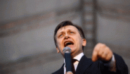 Crin Antonescu nagyon haragszik Angela  Merkelre