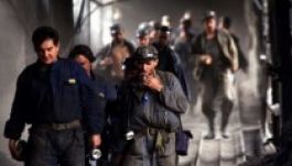 Uránbányába zárkózva tiltakoznak a vájárok