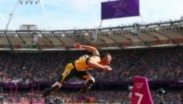 Elődöntőbe jutott 400-on a paralimpikon Oscar Pistorius