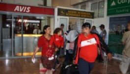 Chartergéppel küldték haza a romákat a francia hatóságok