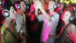 A néma diszkó nagy buli Olaszországban