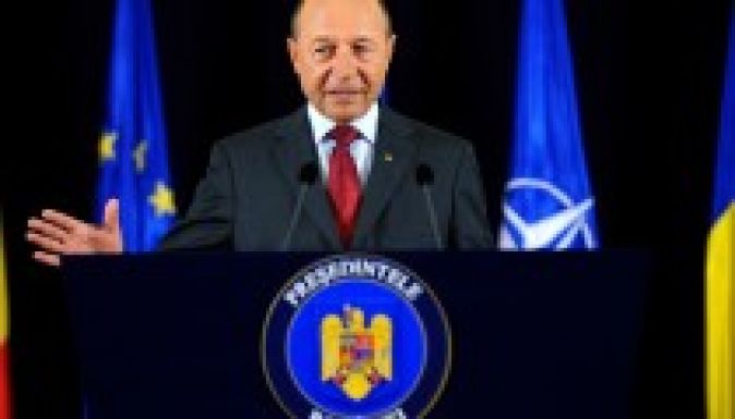 Băsescu: vissza kell szereznünk Európa bizalmát