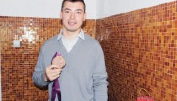 Határon átnyúló bronzérmet nyert Osváth Richárd