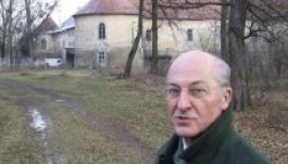 Visszaszolgáltatták Barcsay Tamásnak a gyalui kastélyt
