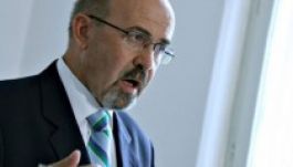 Markó: kisebbségi törvény csak kulturális autonómiával kell