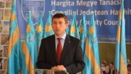 Borboly Csaba: továbbra is törvényes a megyezászló