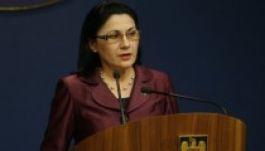 Andronescu: csak szeptember 17-én keződik a tanév