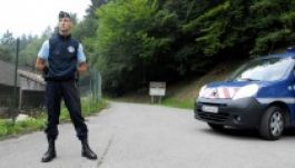 Szülei holtteste alatt töltött 8 órát egy 4 éves kislány