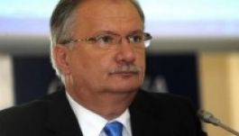 Sajtóértesülés: Ioan Mang volt oktatási miniszter plagizált