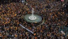 Másfél millióan tüntettek Katalónia függetlenségéért