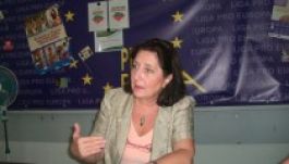 Smaranda Enache: állítsák vissza a monarchiát