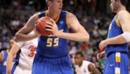 A Los Langeles Lakers magyar centert igazolt