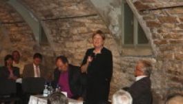 Szili Katalin: ha két indián egymás skalpját követeli…