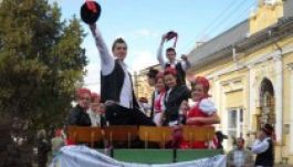 Erdély legszebb csőszlánya és az év szüreti bálja kerestetik