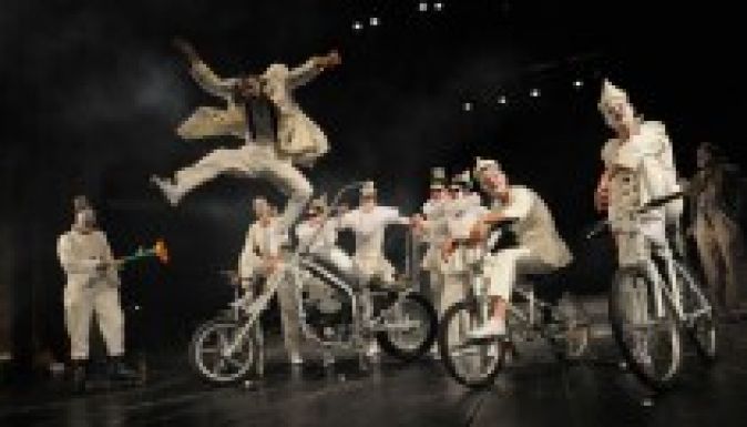 Kolozsvár: ha Kelet és Nyugat Tháliánál találkozik…