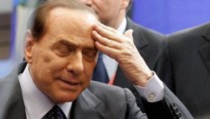 Négy év börtönre ítélték Silvio Berlusconit